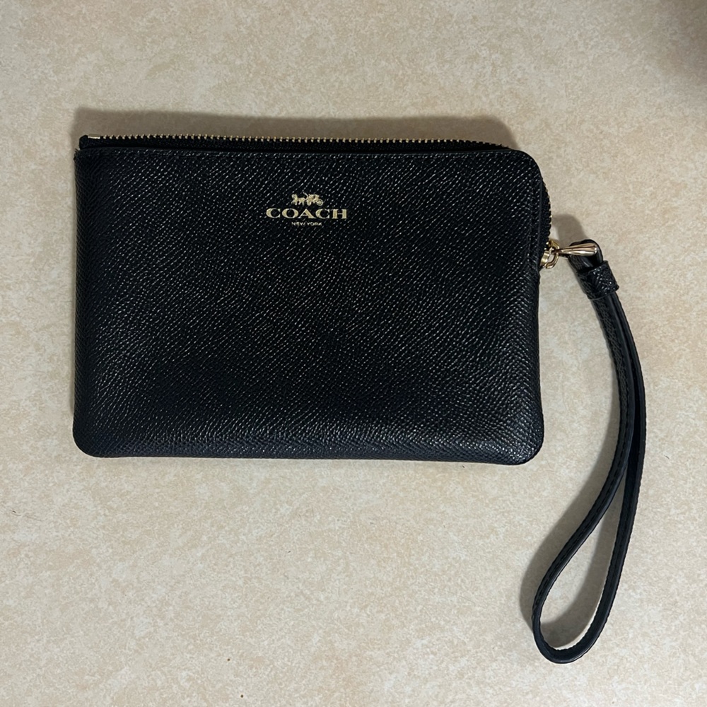 Authentic Coach Corner Zip Wristlet